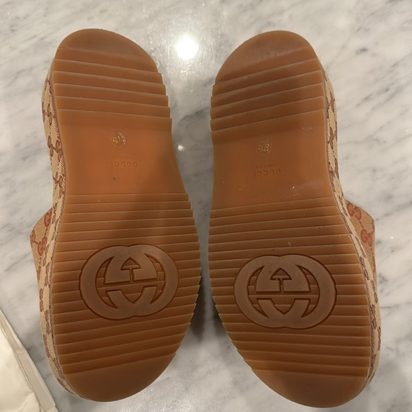 Gucci monogrammed platform slide 37.5 - Picture 7 of 7